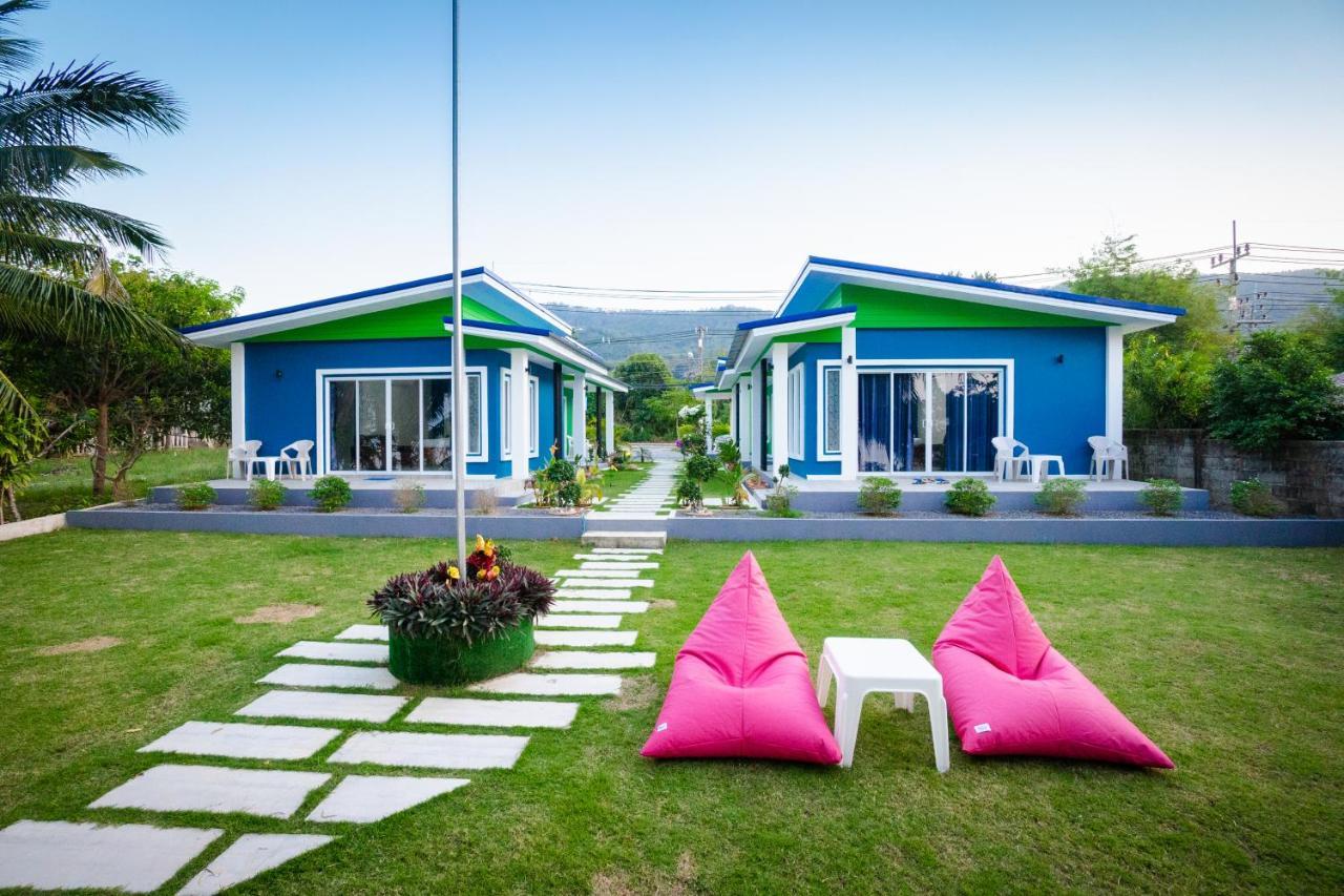 Coco Sea Bangpo Resort Ban Bang Po Exterior photo