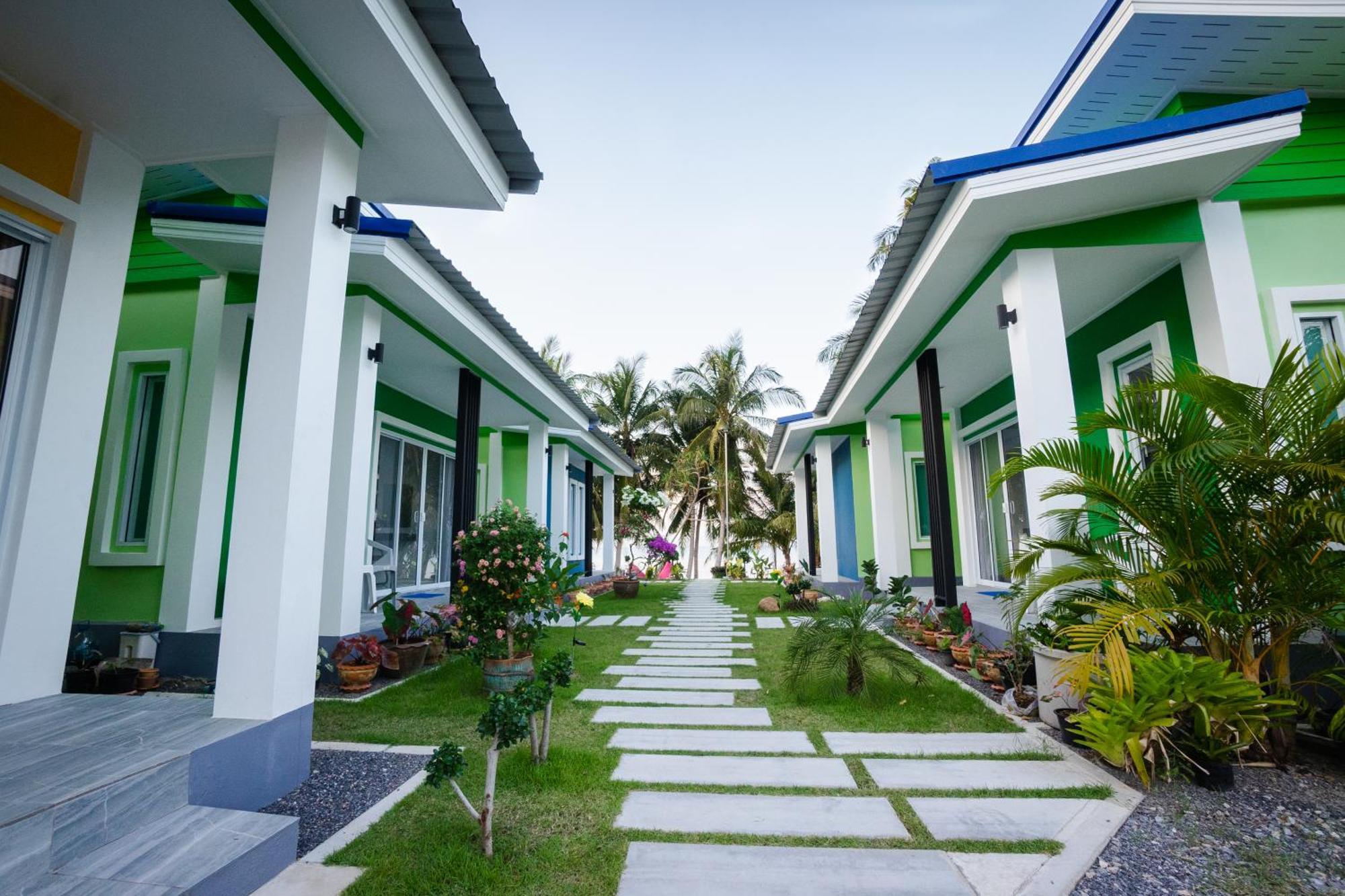 Coco Sea Bangpo Resort Ban Bang Po Room photo